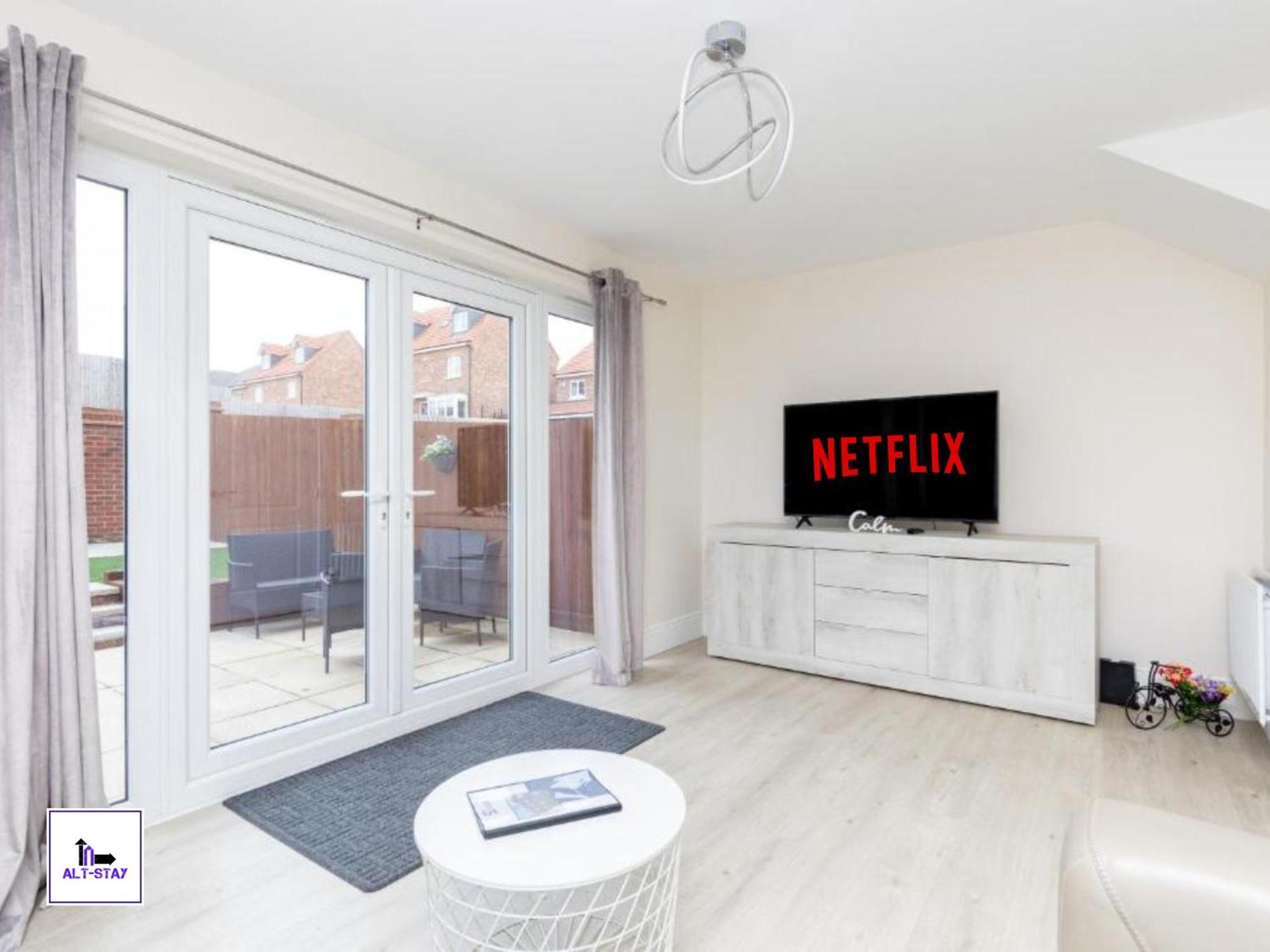 4 Bed 3 Bath - Kirkstall House By Alt-Stay Accommodation - Ideal For Contractors & Remote Workers - Long Stays Welcome Вэйкфильд Экстерьер фото