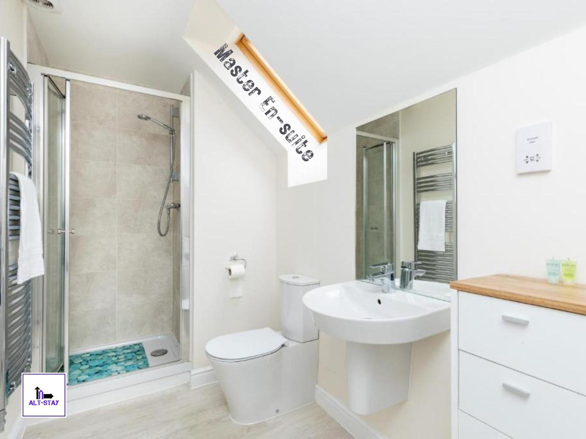 4 Bed 3 Bath - Kirkstall House By Alt-Stay Accommodation - Ideal For Contractors & Remote Workers - Long Stays Welcome Вэйкфильд Экстерьер фото